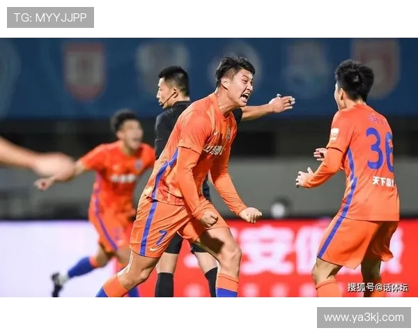 苏超不败战神南通队：剑指冠军的青训劲旅